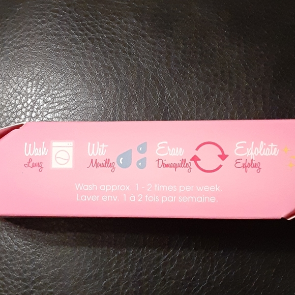 BNIB ORIGINAL PINK MAKEUP ERASER - Picture 4 of 5